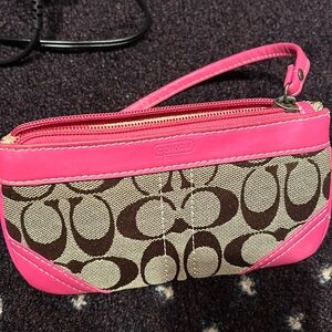 coach wallet wristlet